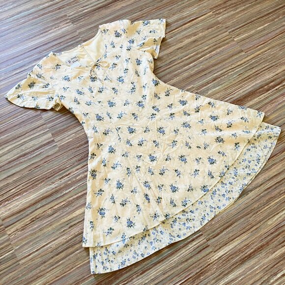 Floral Cream Mini Dress - Picture 8 of 8